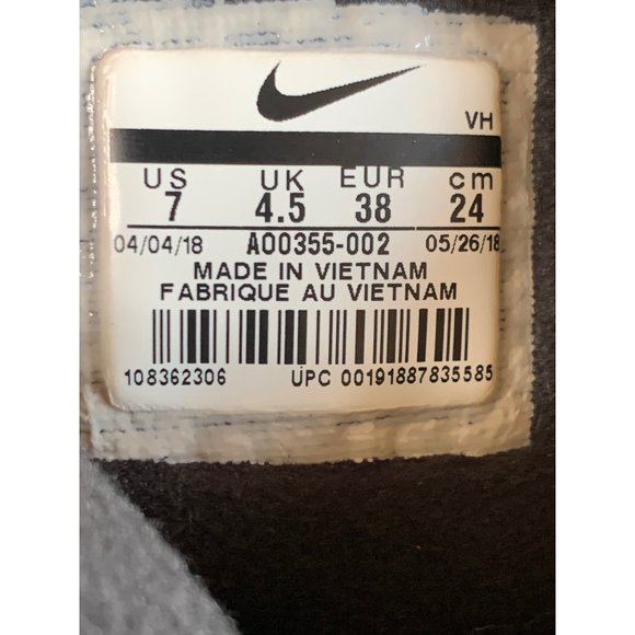 Size 7 W Nike Tanjun High Rise Boots AO0355-002 - Picture 7 of 7